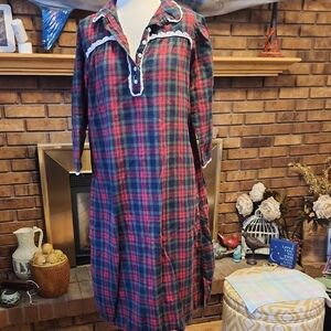 Sleep Sense Authentic Portugese Flannel Plaid Long Sleeve Nightgown Lace Trim PM